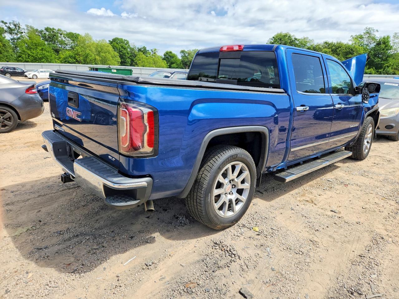 2017 GMC Sierra K1500 SLT