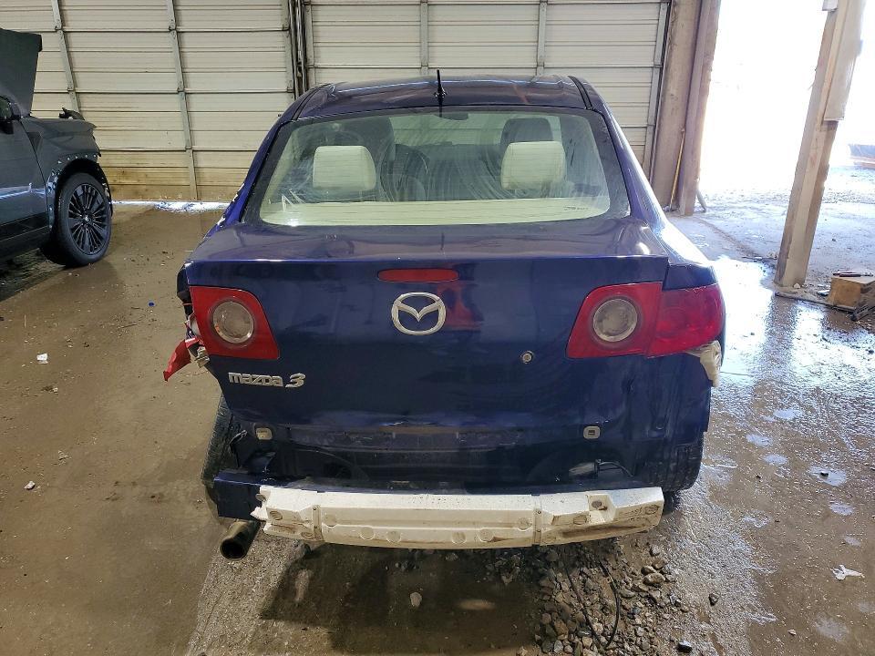 2005 Mazda 3 I