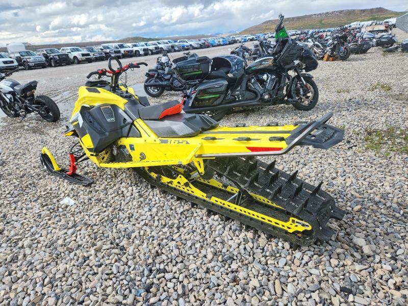 2020 Skidoo Summit 800