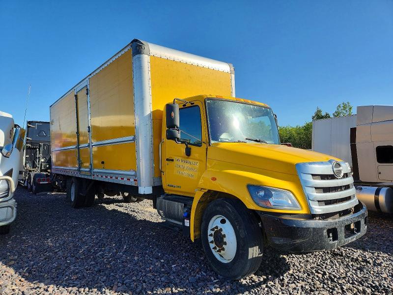 2019 Hino 258/268 BOX Truck