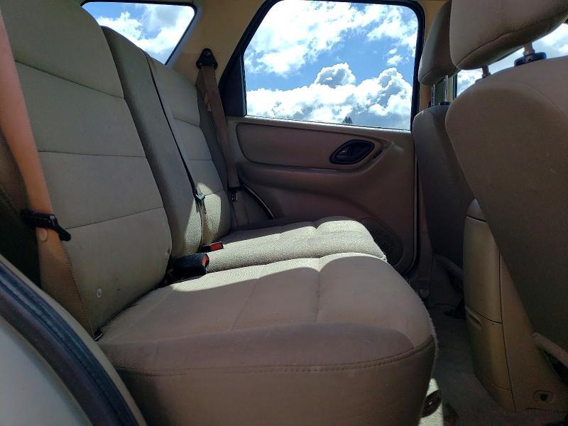 2005 Ford Escape xls