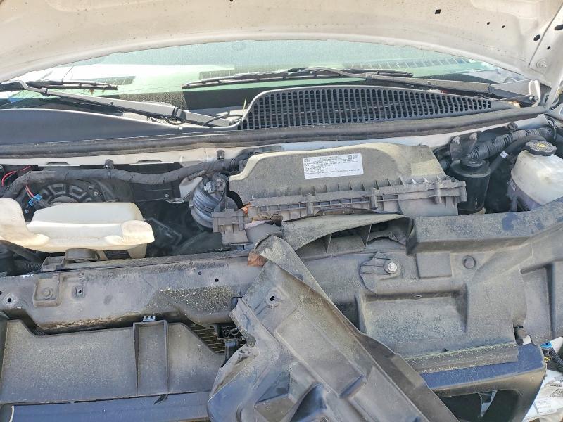 2021 GMC Savana BOX Truck