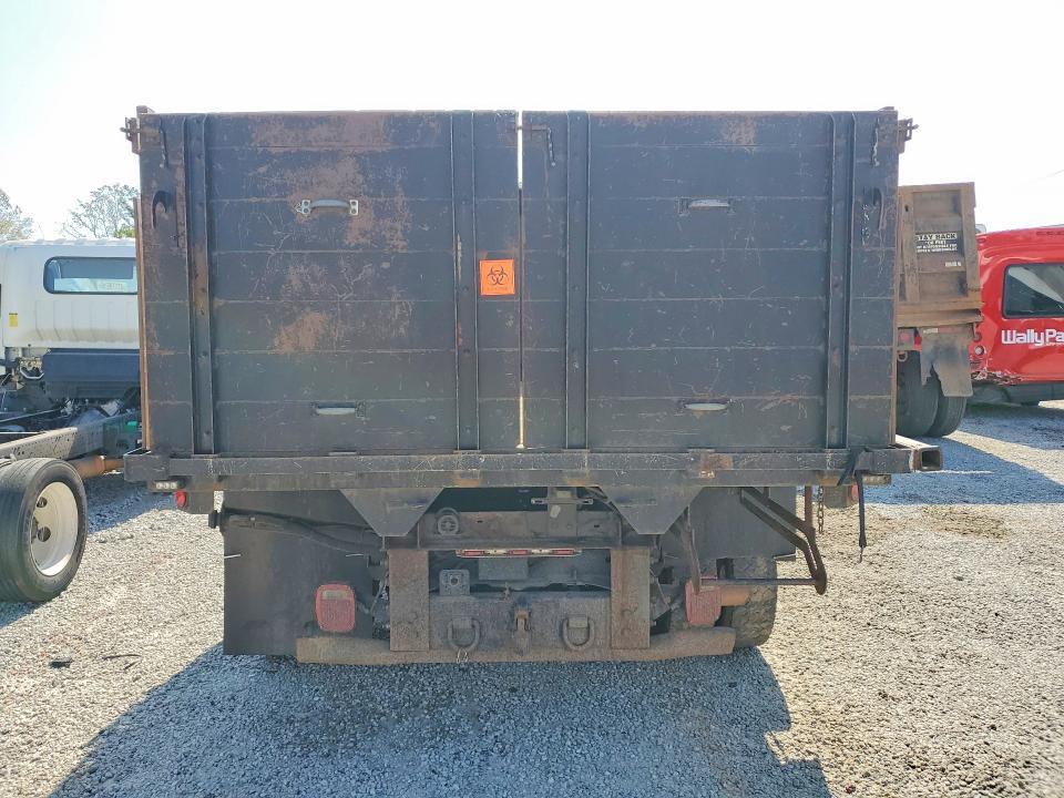 2014 Ford F450 Super Duty Flatbed Truck