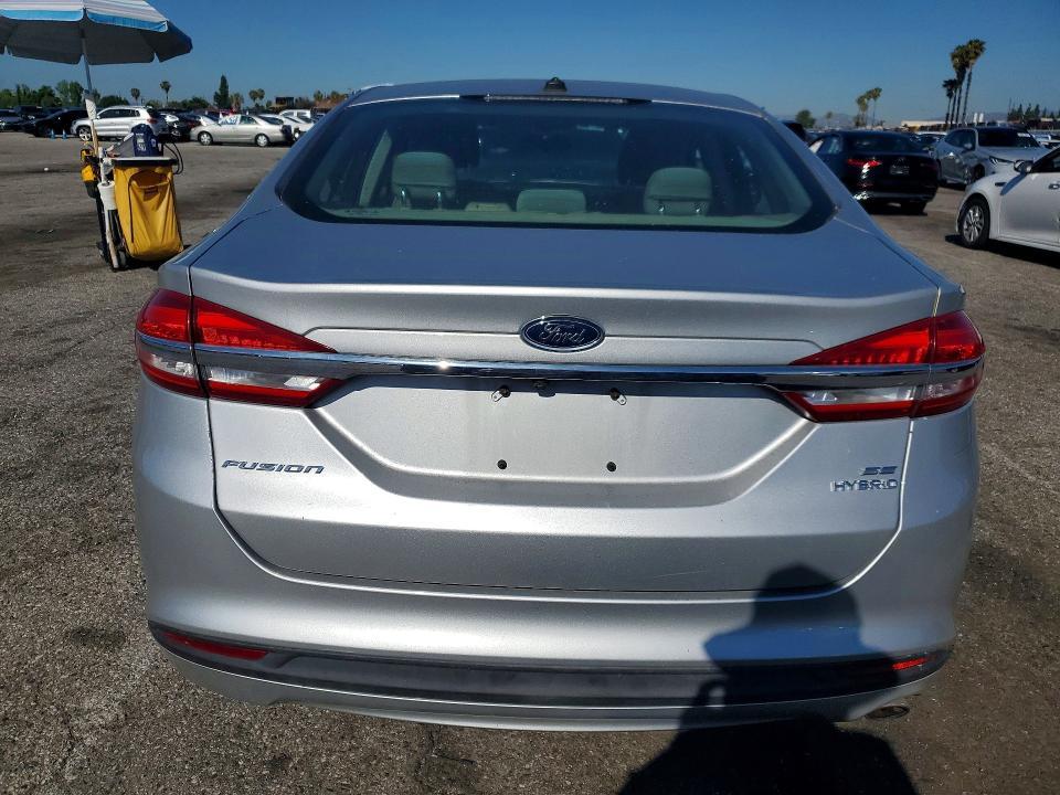2017 Ford Fusion se Hybrid