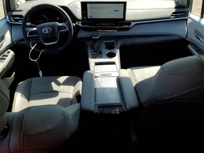 2026 Toyota Sienna xle 7-passenger