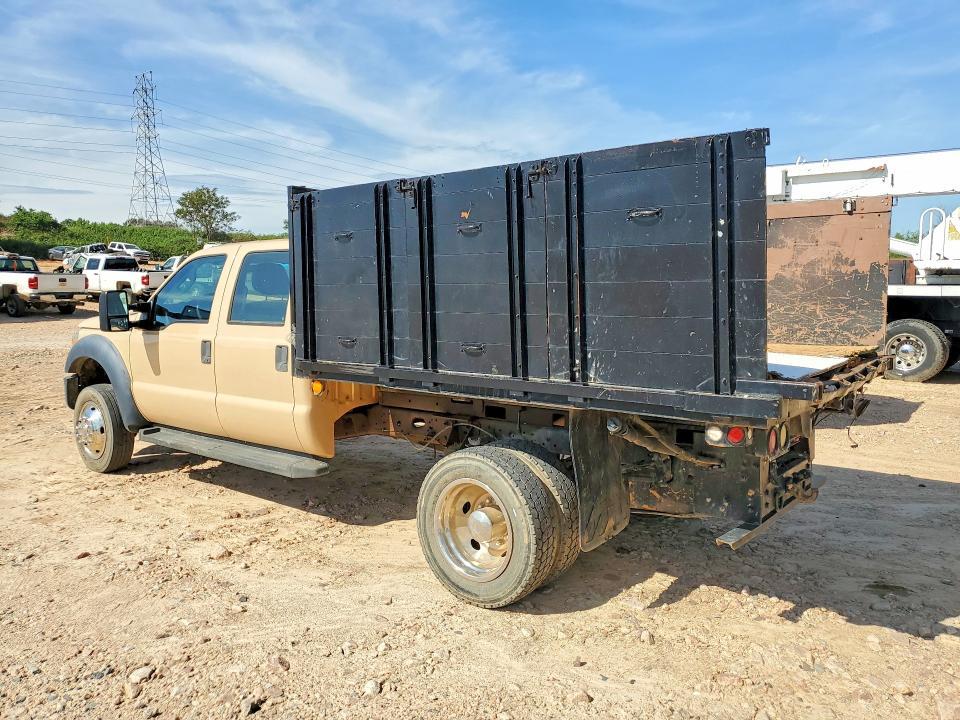 2013 Ford F450 Super Duty Flatbed Truck