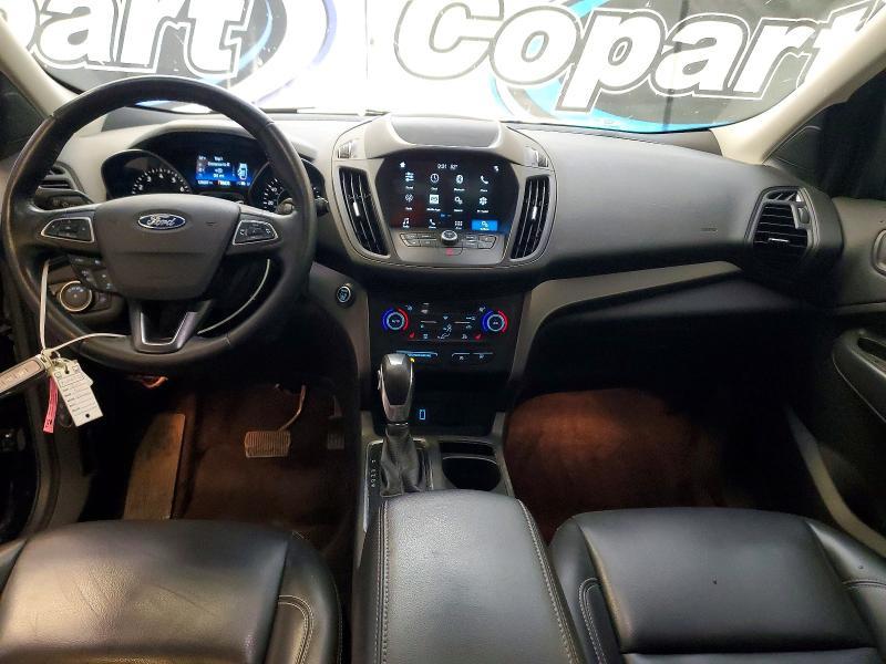 2019 Ford Escape sel
