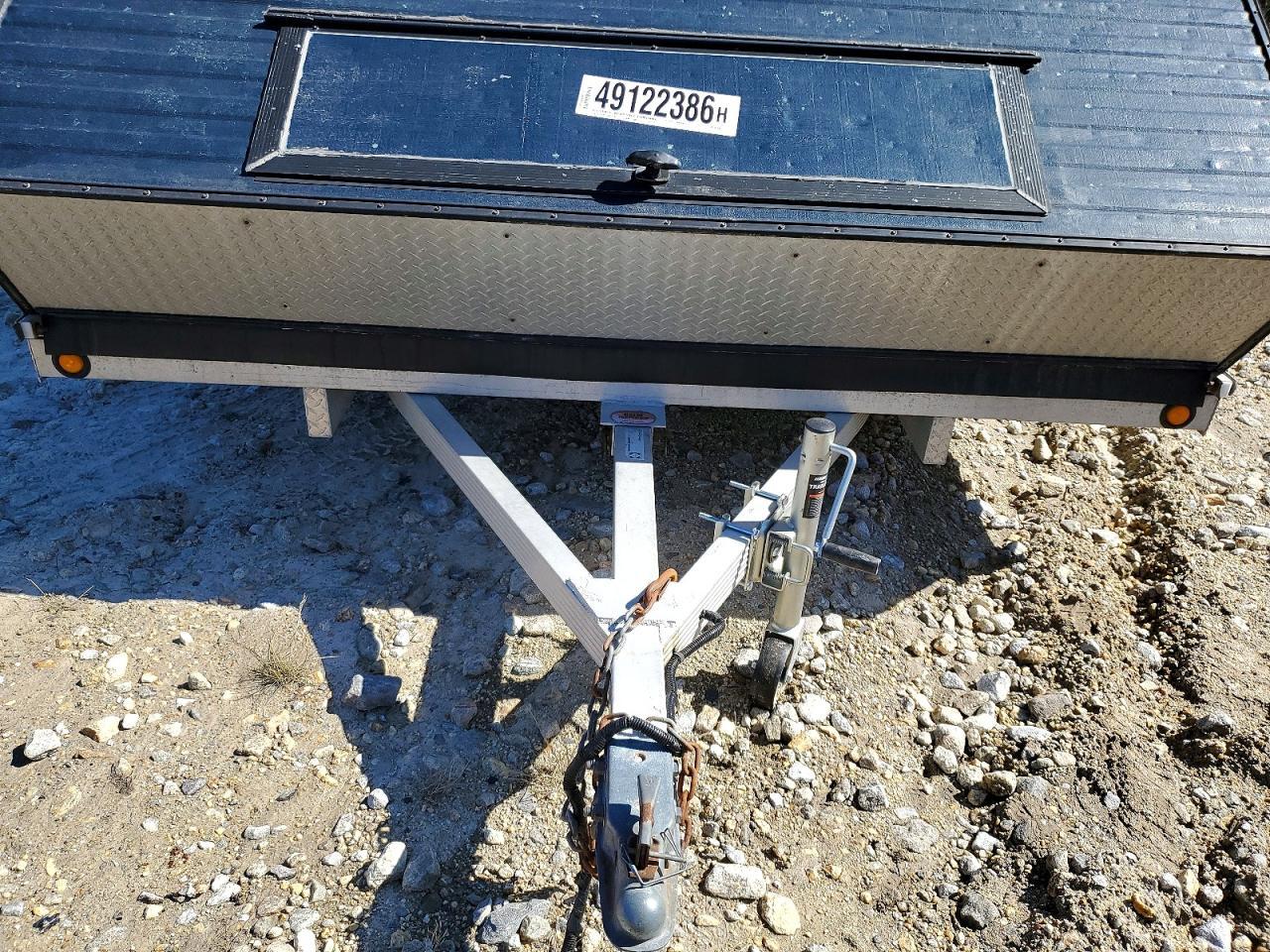 2001 Snop 2001 Camper