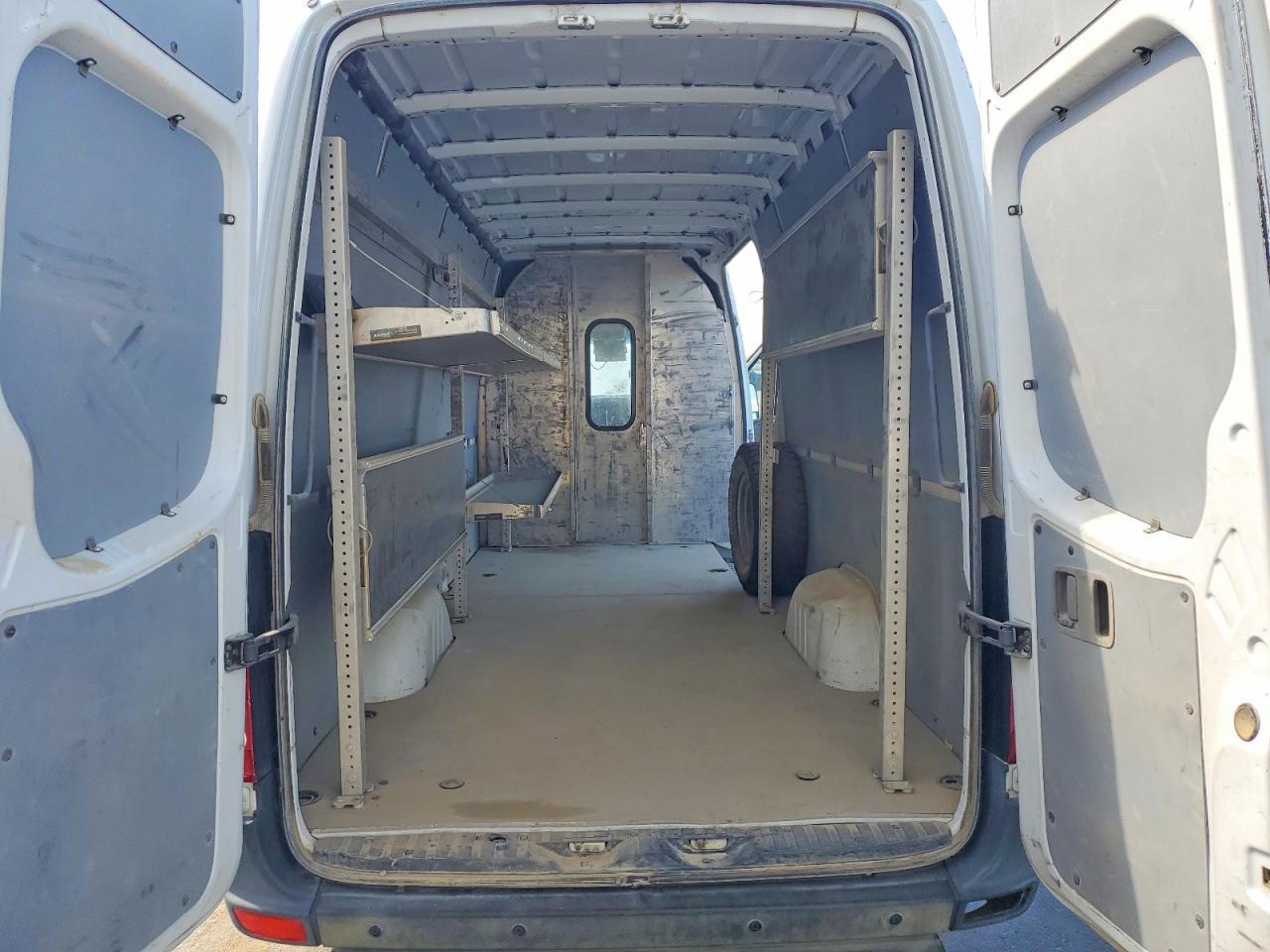 2016 Freightliner Sprinter 2500 Delivery Van