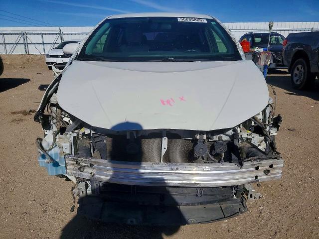 2016 Toyota Prius Three