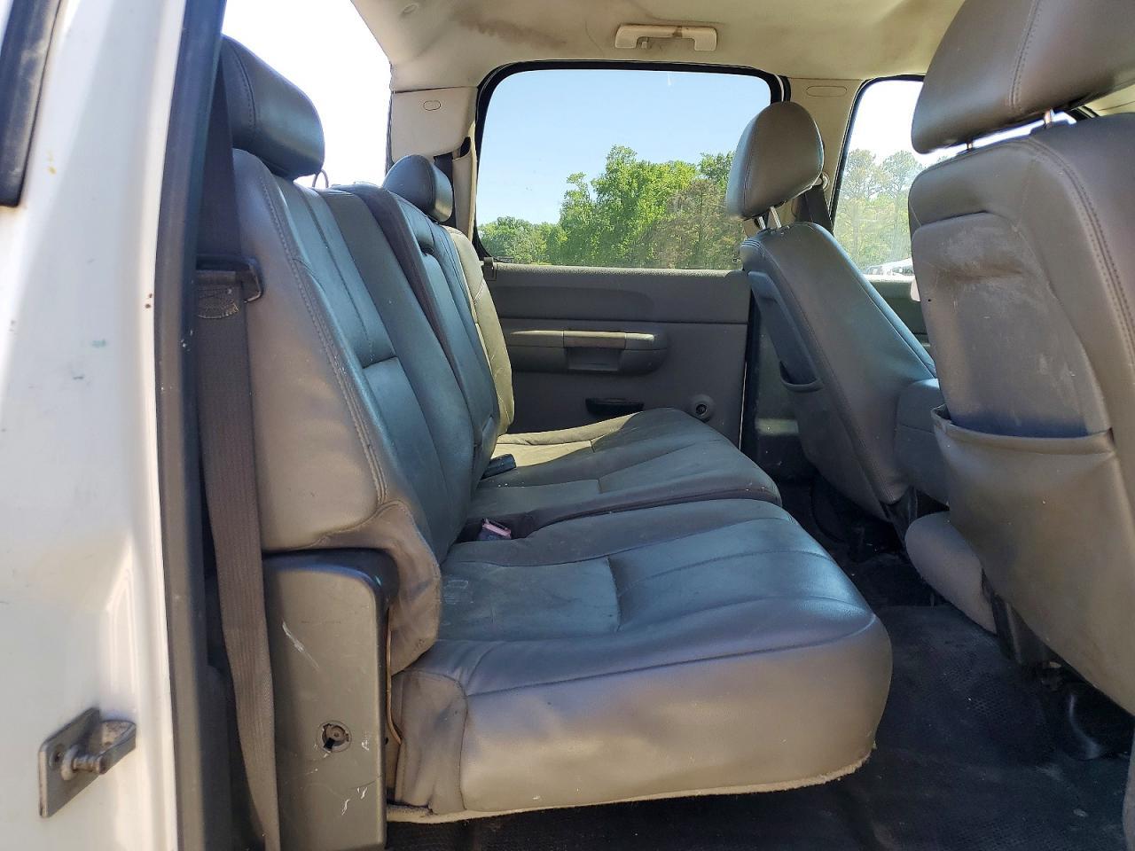 2010 Chevrolet Silverado C2500 Heavy Duty