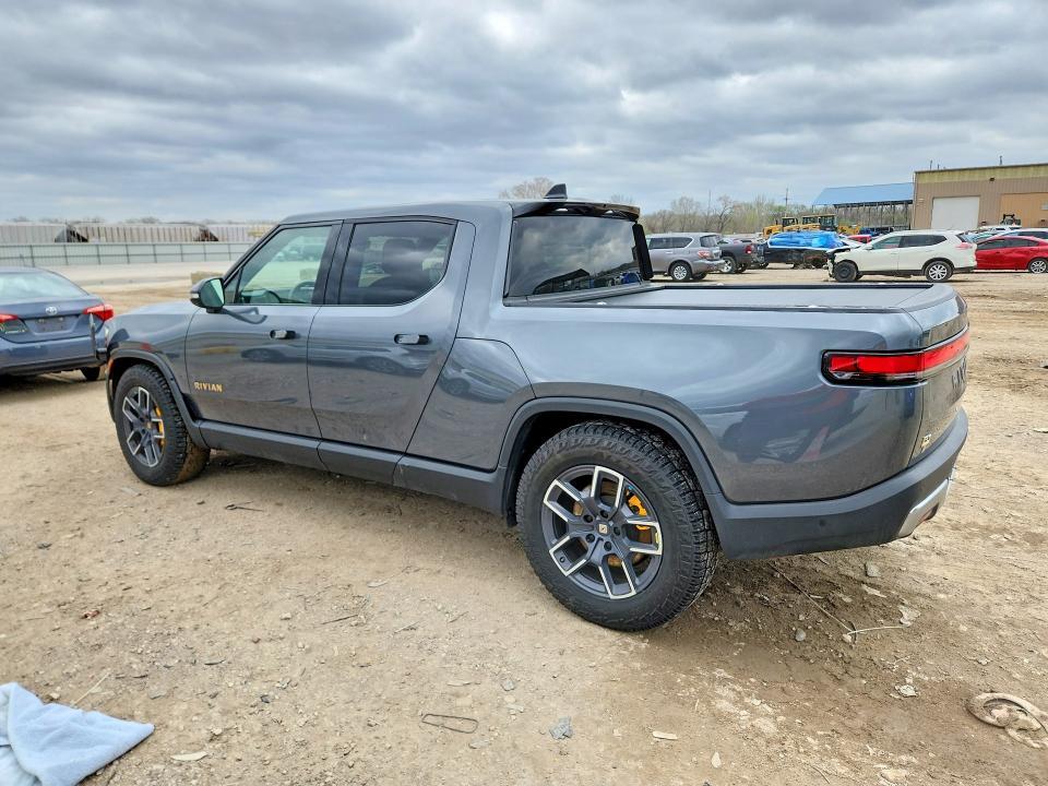 2022 Rivian R1T Adventure