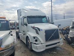 Vehiculos salvage en venta de Copart Woodhaven, MI: 2015 Volv O VNL Semi Truck