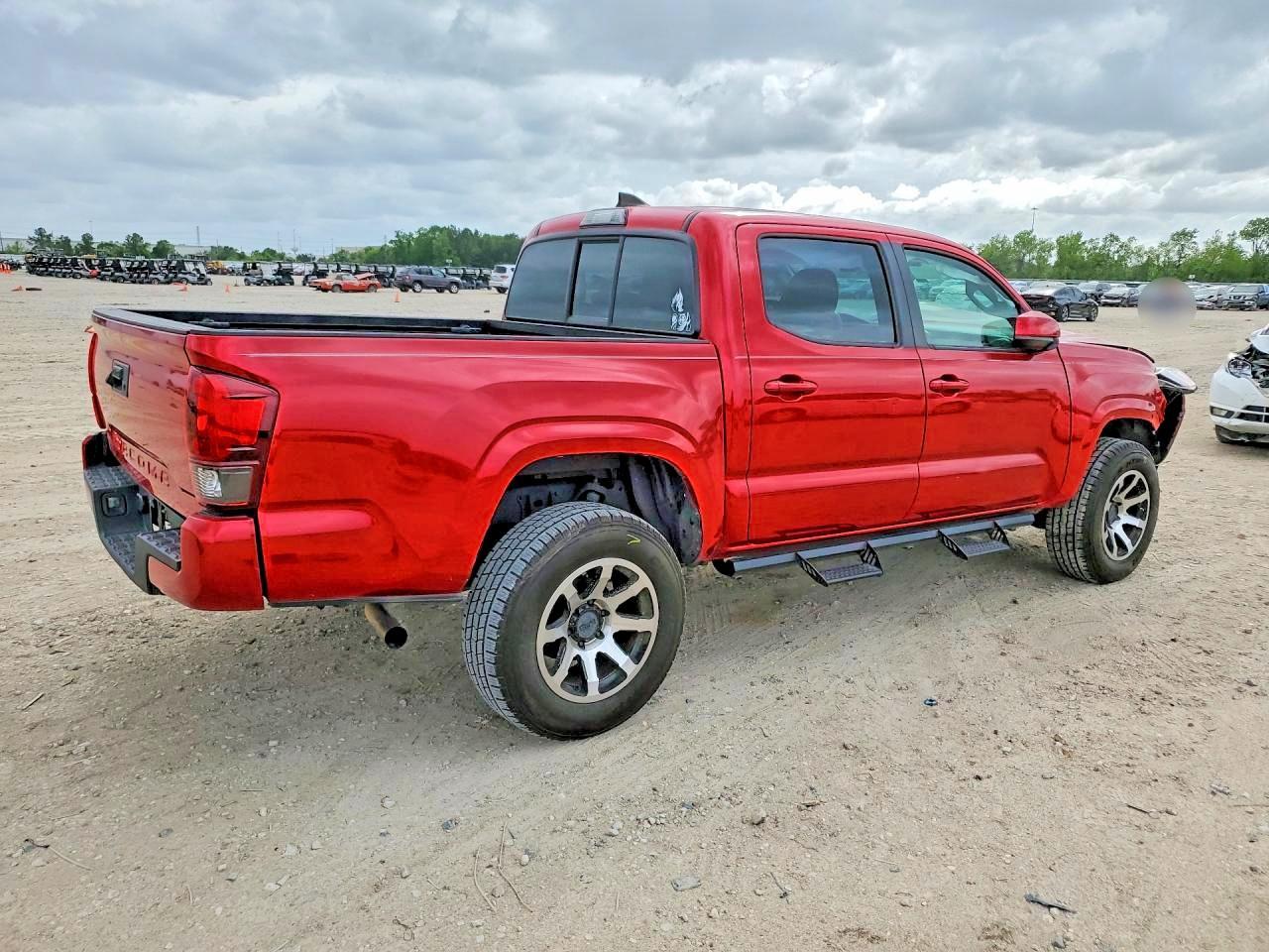 2018 Toyota Tacoma SR