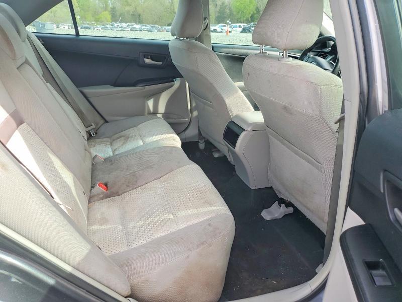 2014 Toyota Camry le