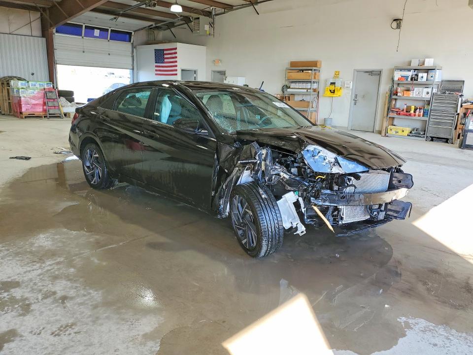 2025 Hyundai Elantra sel