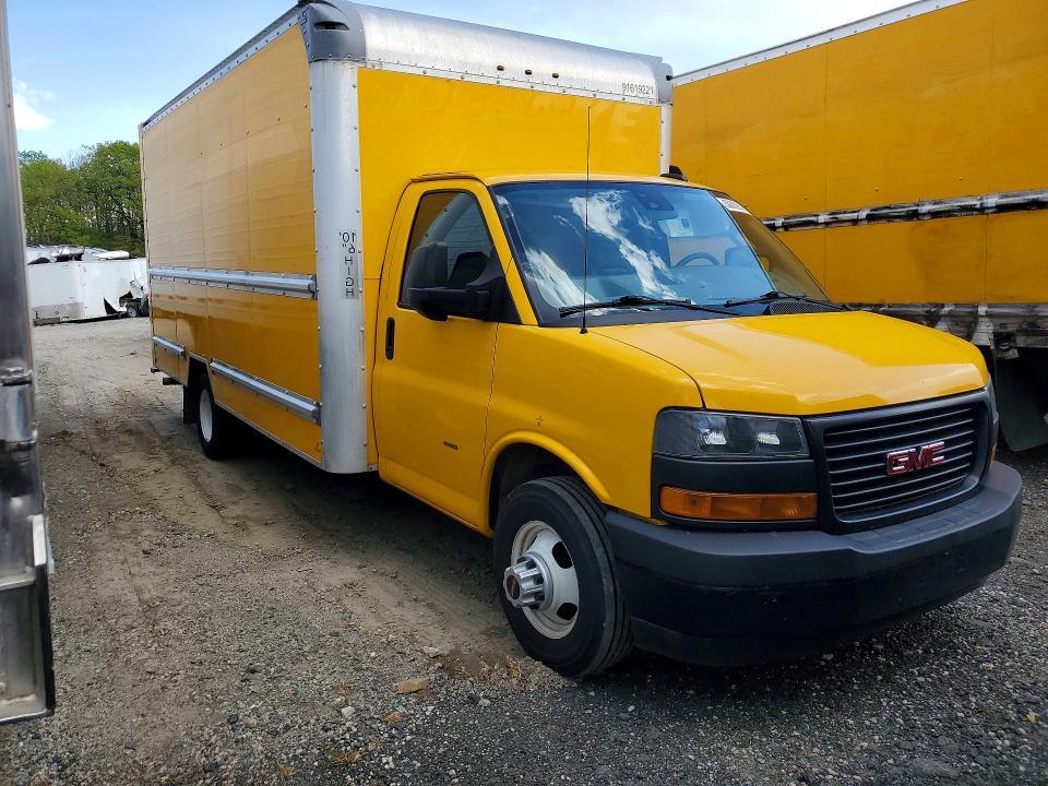 2021 GMC Savana BOX Truck