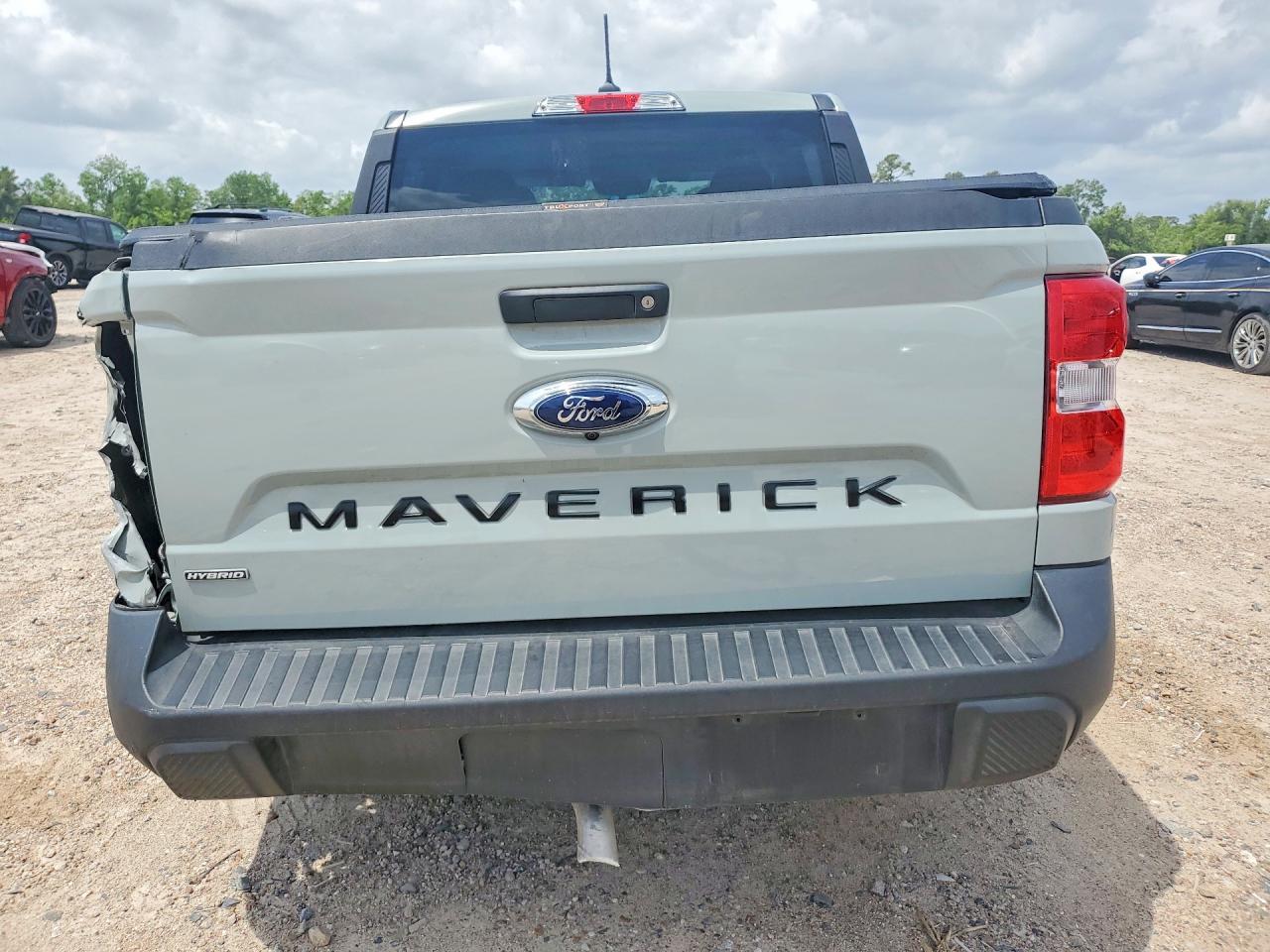 2023 Ford Maverick XL