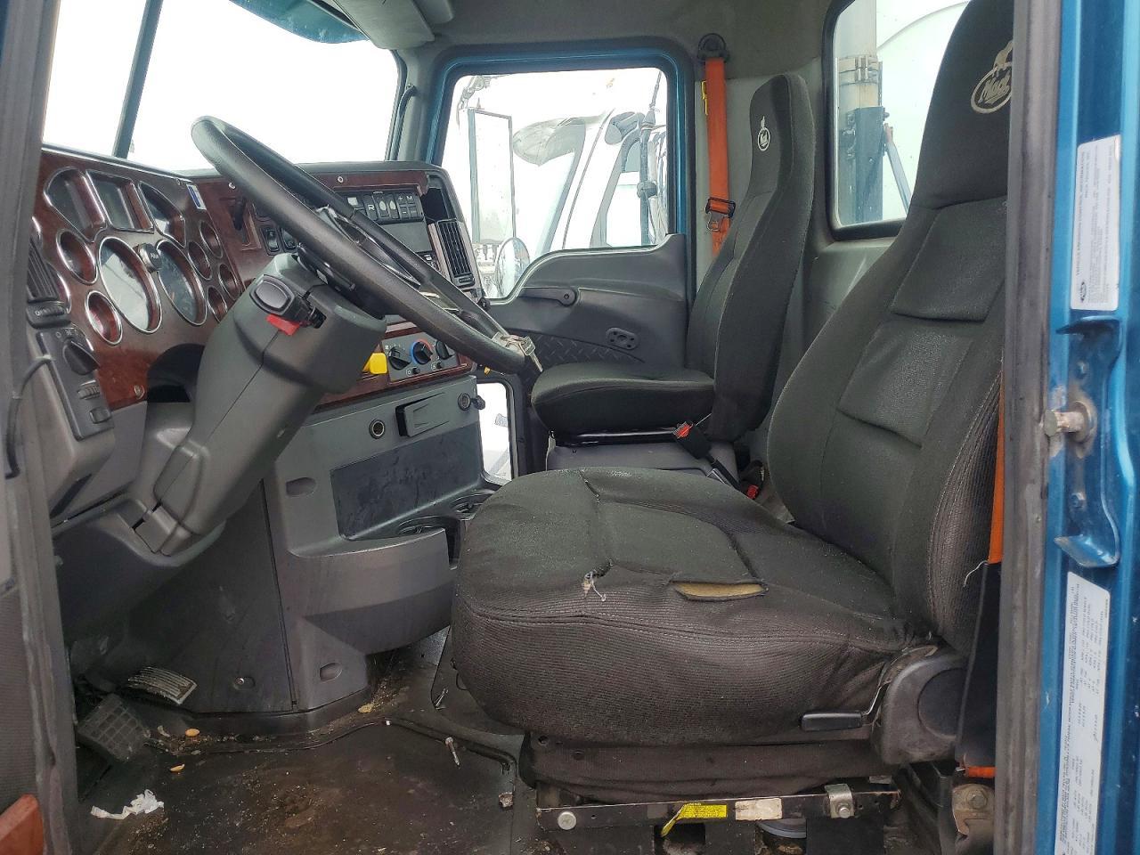 2015 Mack 600 CXU600