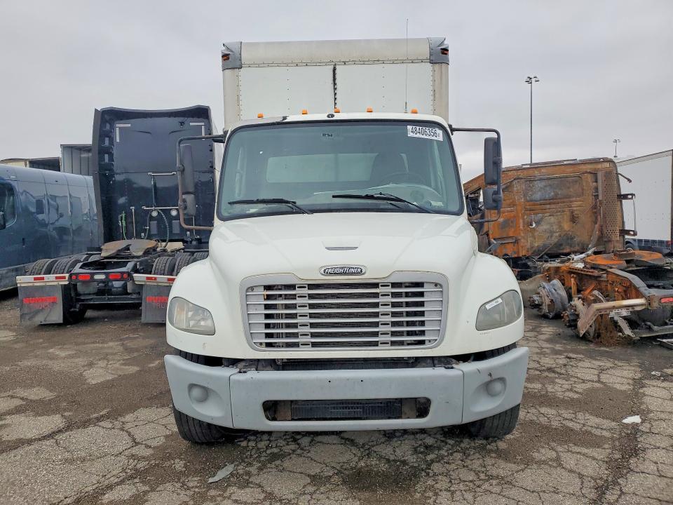 2014 Freigliner 2014 Freightliner Business Class M2 BOX Truck