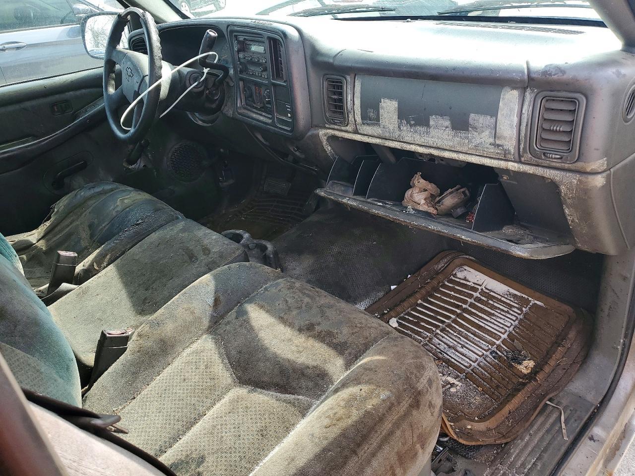 2004 Chevrolet Silverado C1500