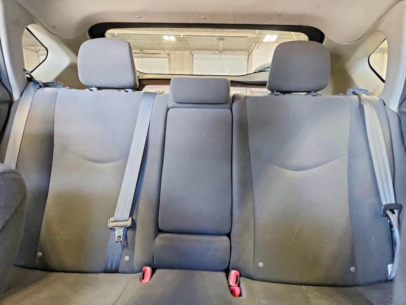 2010 Toyota Prius iii