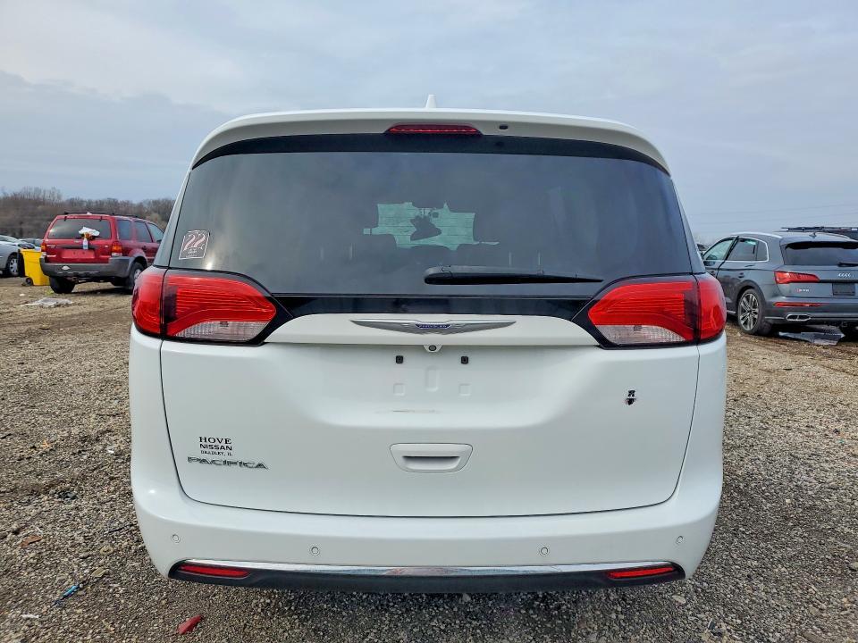 2019 Chrysler Pacifica Touring l