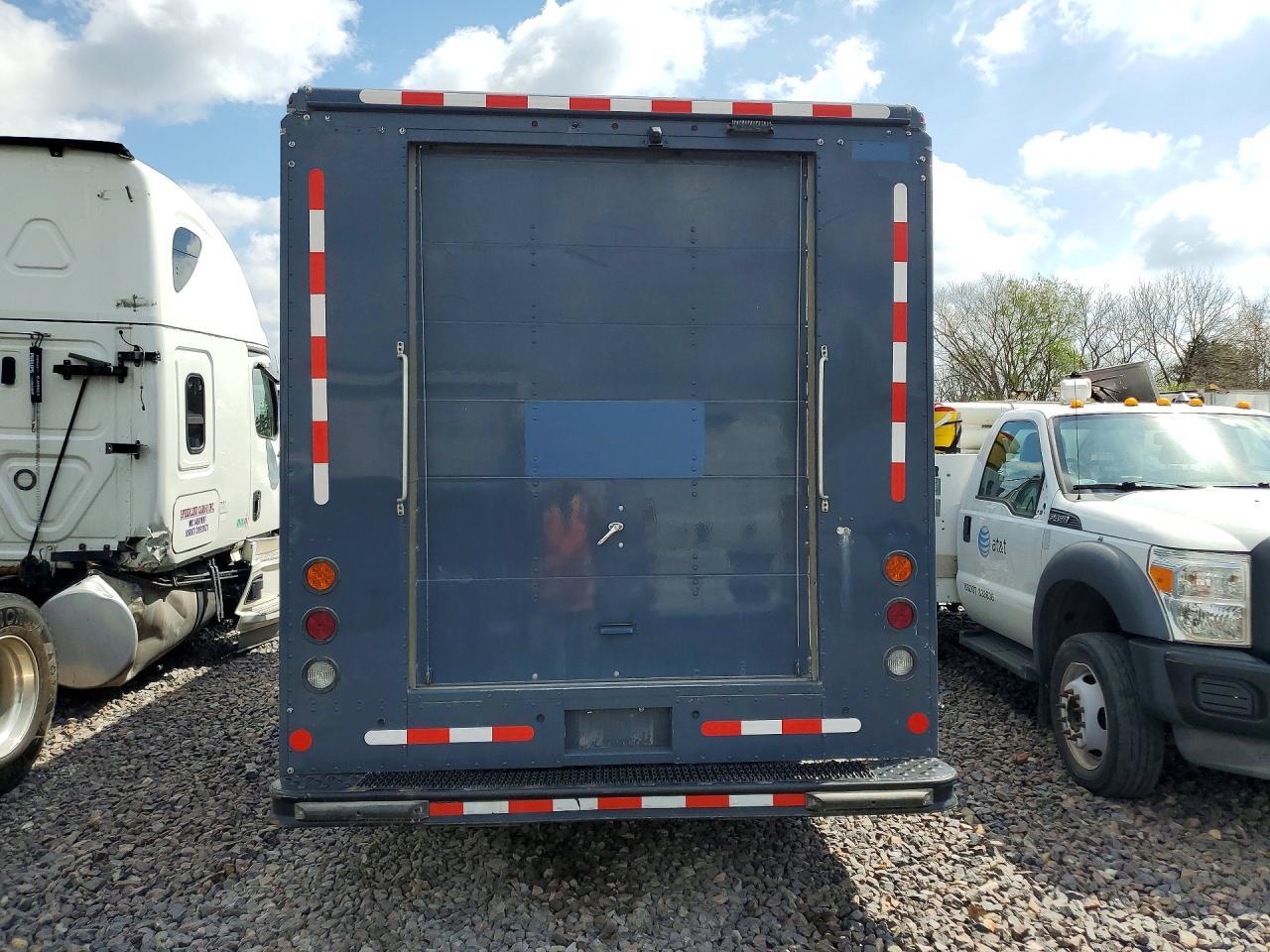 2019 Ford E450 Delivery Truck