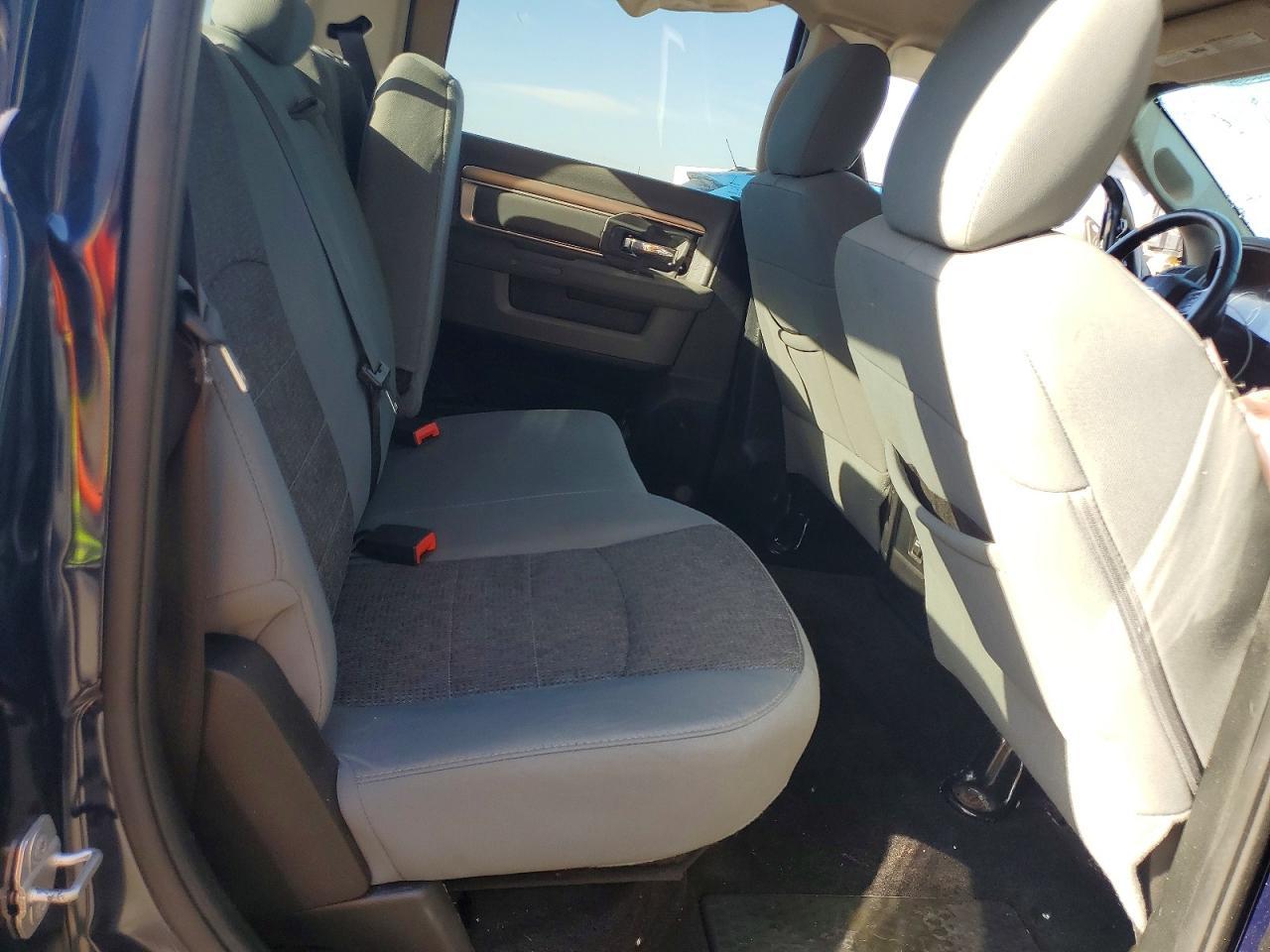 2014 Dodge RAM 1500 SLT