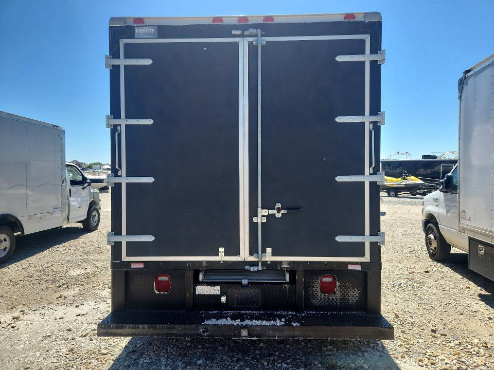 2004 GMC Savana BOX Truck