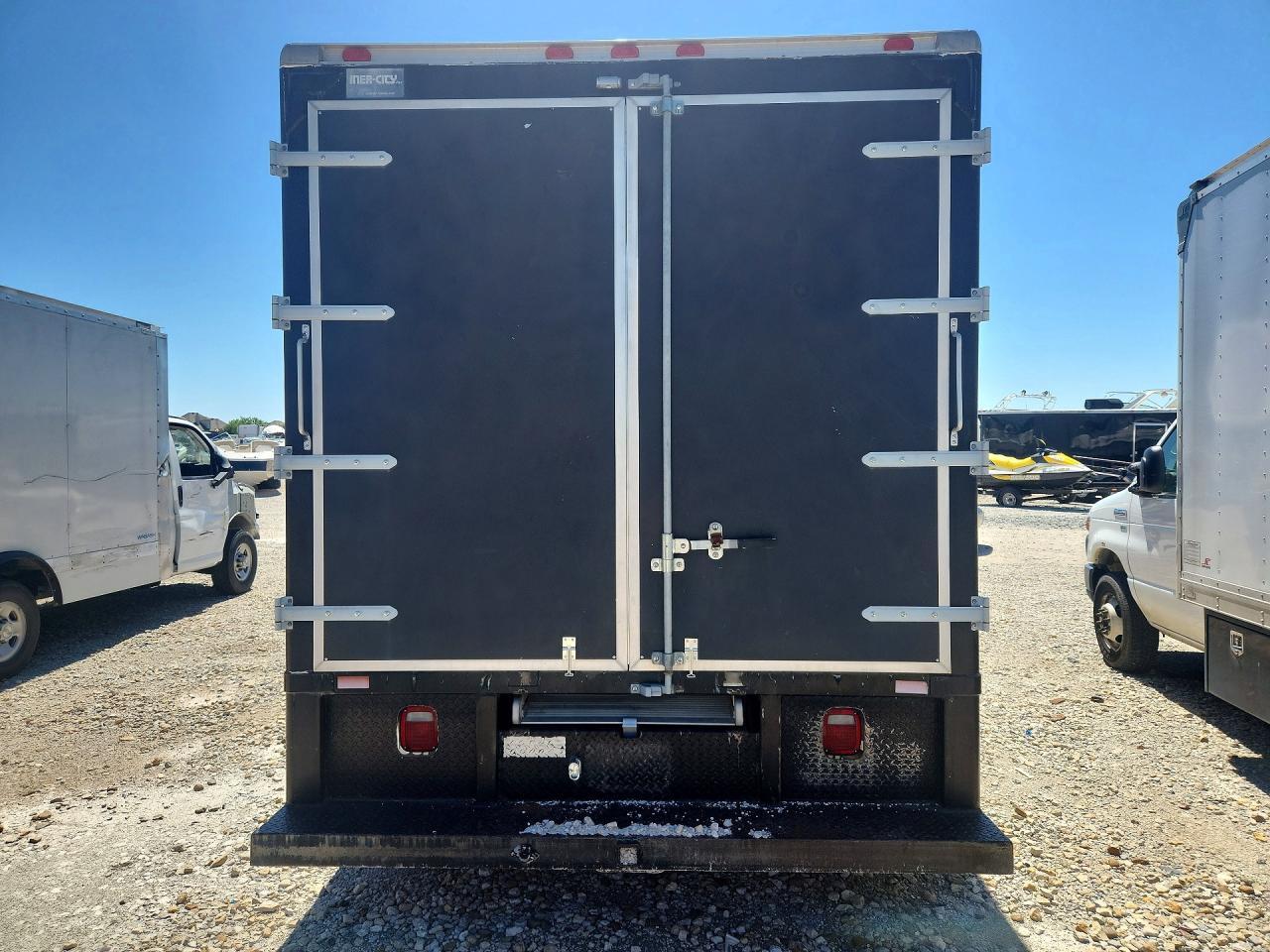 2004 GMC Savana BOX Truck