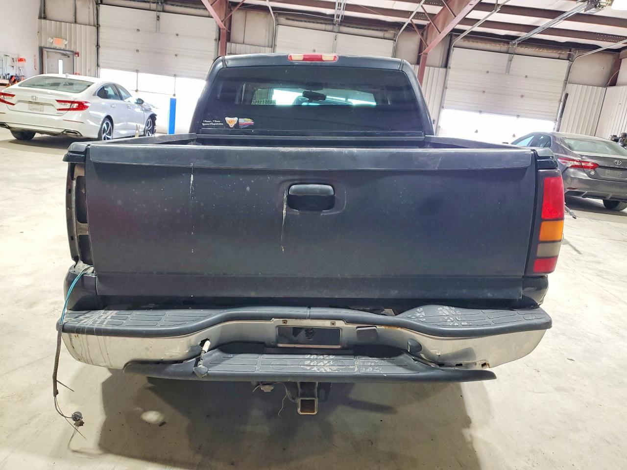 2005 GMC New Sierra C1500