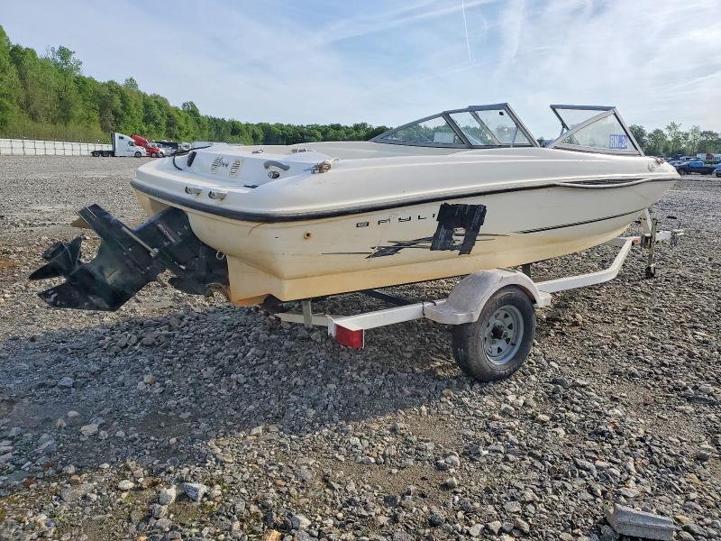 2005 Bayliner Capri-Boat