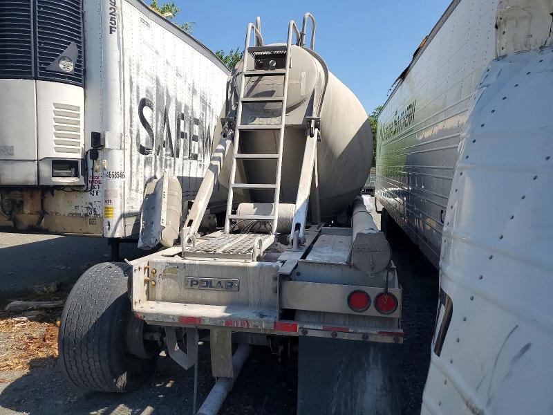 2013 Polar Tank Trailer 2013 Polar Tank Pneumatic DRY Bulk Trailer