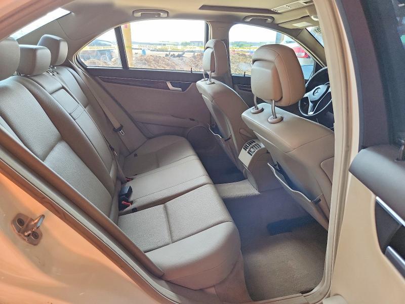 2014 Mercedes-Benz C 250