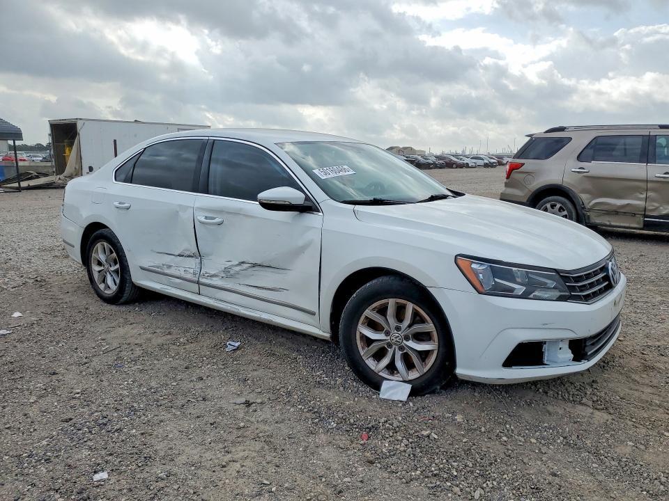 2016 Volkswagen Passat s