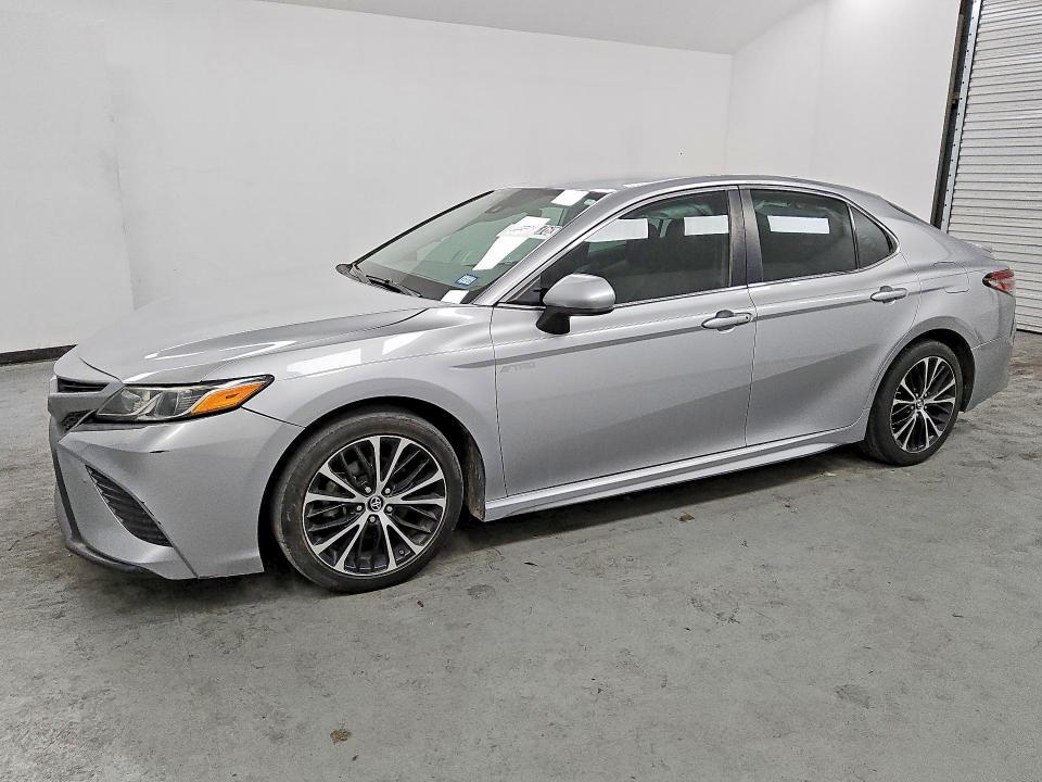 2019 Toyota Camry se