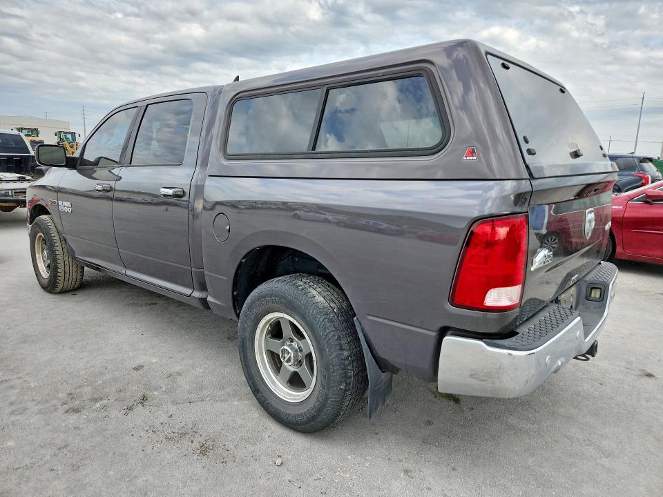 2015 Dodge RAM 1500 SLT