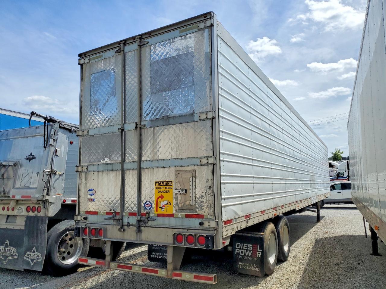 2014 Utility VS2RA Refrigerated Van Trailer
