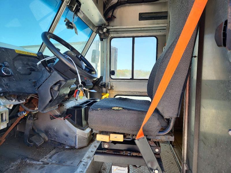 2021 Ford F59 Delivery Truck