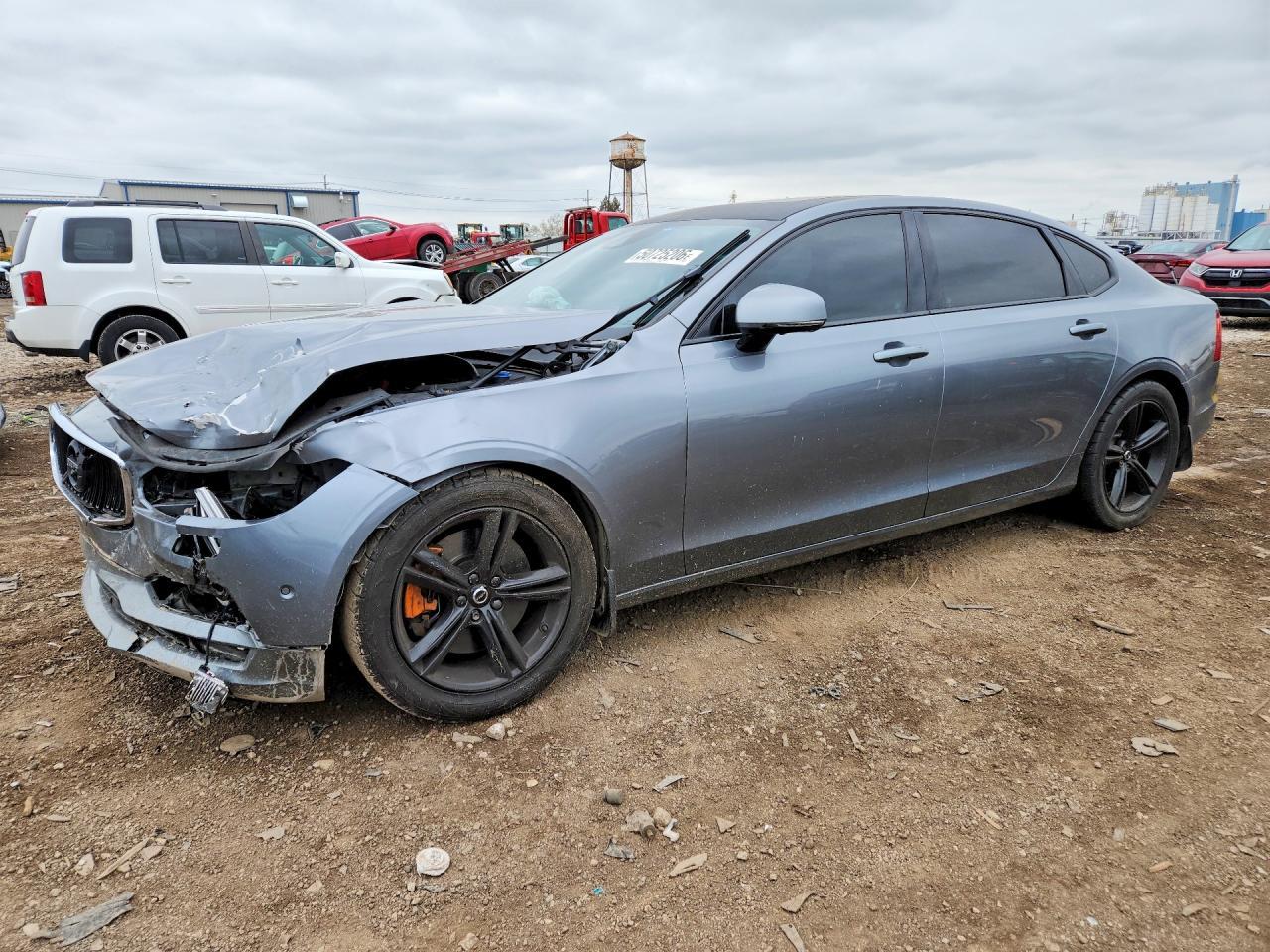 2018 Volvo S90 T5 Momentum