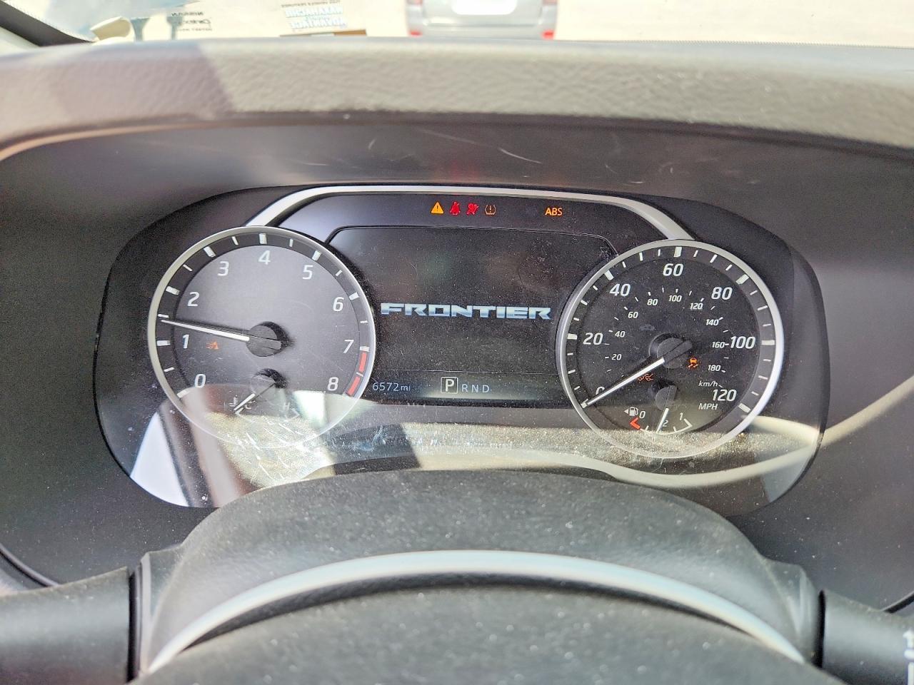 2025 Nissan Frontier SV