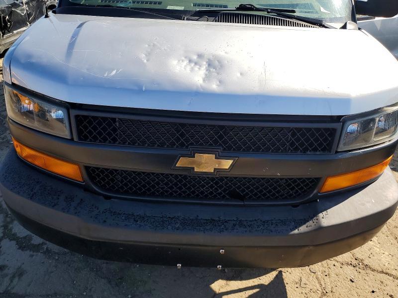 2020 Chevrolet Express G2500 LS