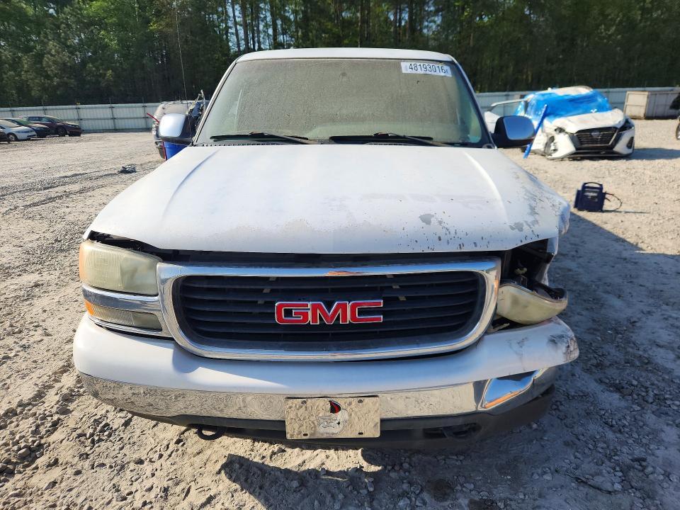 2002 GMC New Sierra C1500