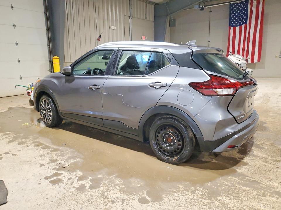 2021 Nissan Kicks sv