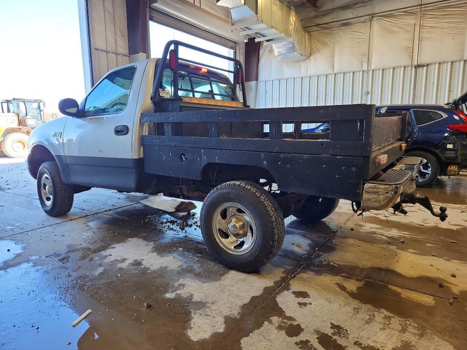 2004 Ford F150 Flatbed Truck