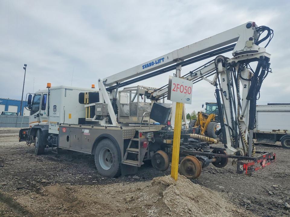 2000 GMC T-SERIES F7B042