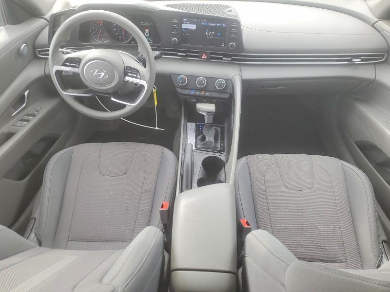 2023 Hyundai Elantra se