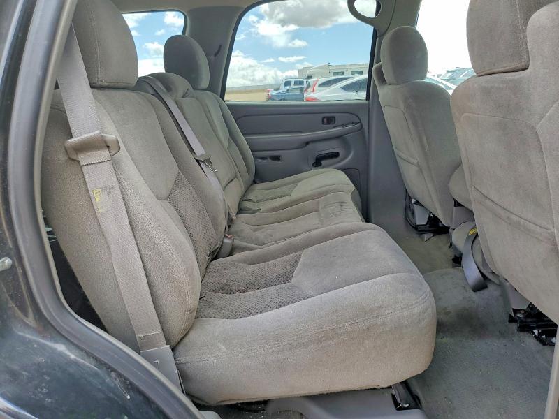 2004 Chevrolet Tahoe C1500