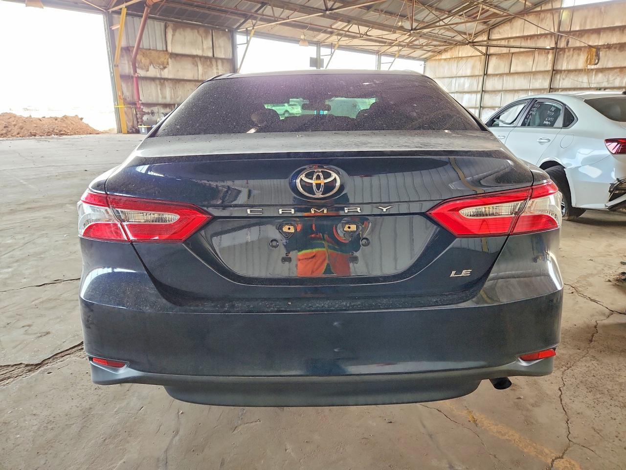 2018 Toyota Camry le